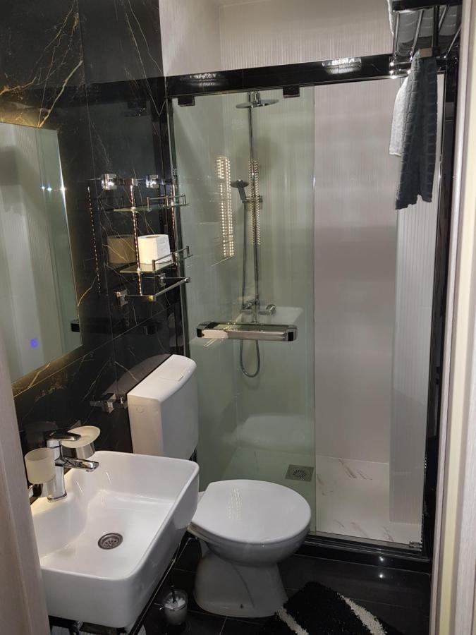 Apartman Katarina เวลิโก กราดิชเต ภายนอก รูปภาพ